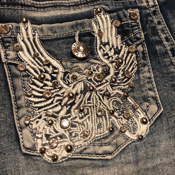 PLATINUM PLUSH 
RHINESTONE SHORTS
MOTORCYCLE & WINGS
STYLE 4504 - Picture 3 of 5